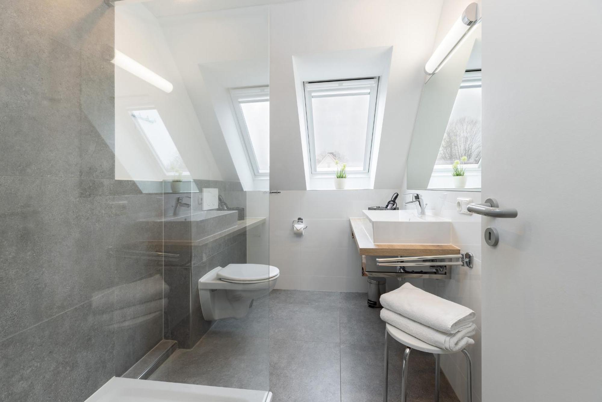 W4 - Gaestehaus Christian-westphal-str 60 - Feriendomizil Hollich * Groemitz